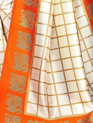 check printed saree with blouse - 17550859 - Standard Image - 3