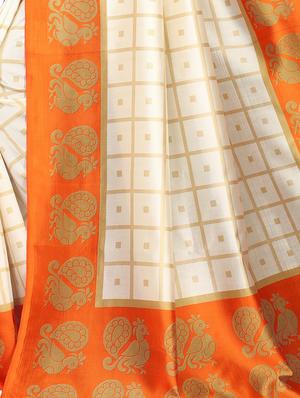 check printed saree with blouse - 17550897 - Standard Image - 3