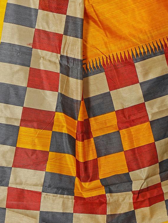 checkered printed saree with blouse - 17550923 - Zoom Image - 3