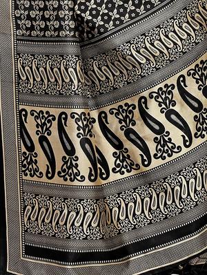 paisley self design saree with blouse - 17550924 - Standard Image - 3