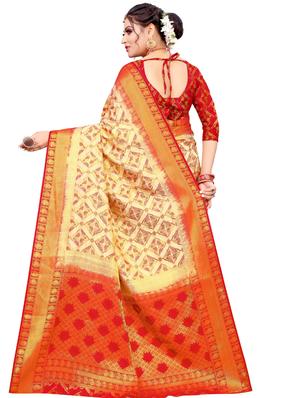 self design kanjivaram saree with blouse - 17552242 - Standard Image - 2