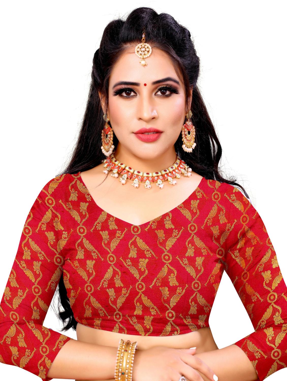 self design kanjivaram saree with blouse - 17552242 - Zoom Image - 4