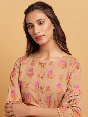 floral straight kurta - 17552450 - Standard Image - 5