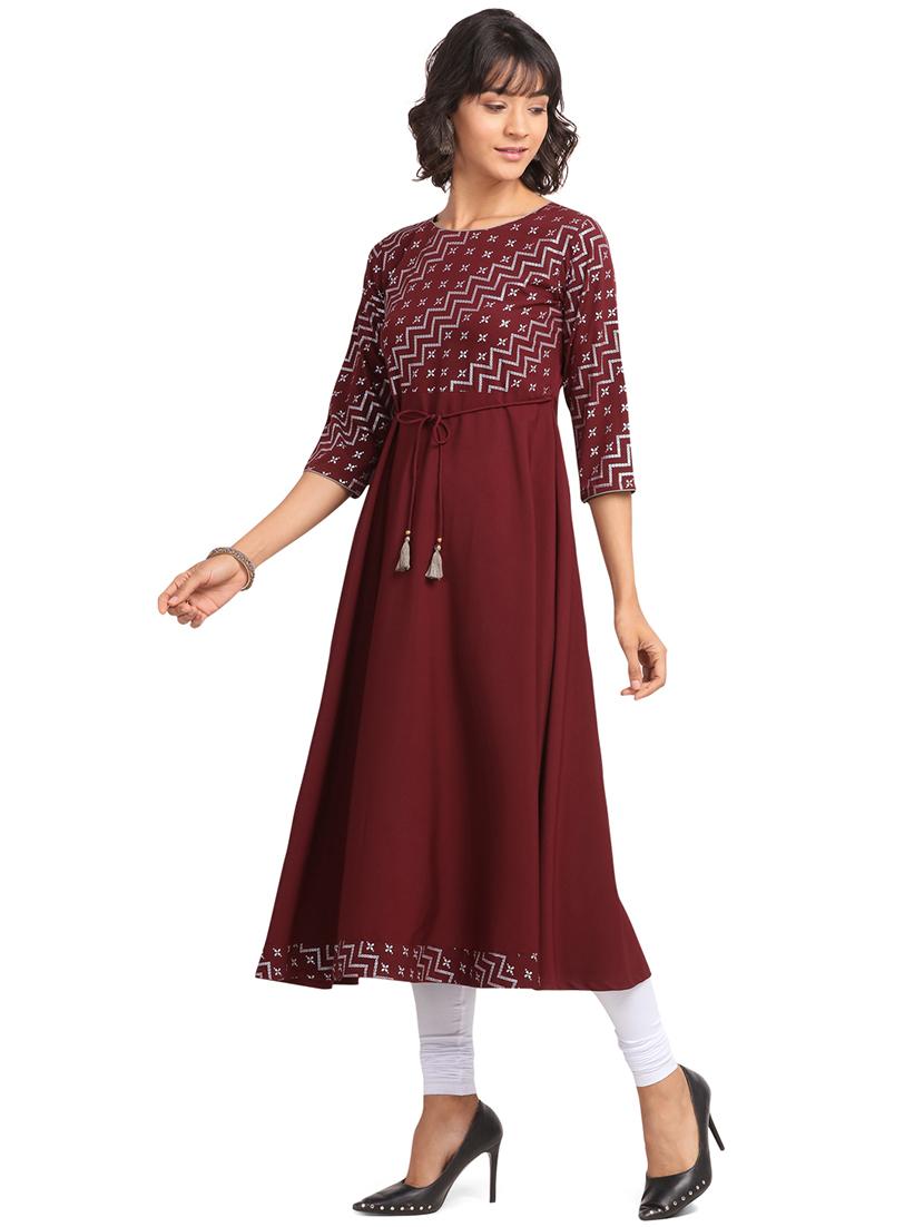 maroon printed flared kurta - 17553709 - Zoom Image - 2