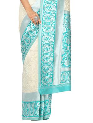 solid banarasi saree with blouse - 17553883 - Standard Image - 3