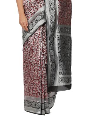 maroon art silk banarasi saree with blouse - 17553893 - Standard Image - 3
