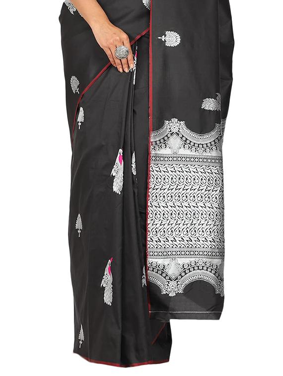 conversational banarasi saree with blouse - 17553896 - Zoom Image - 3