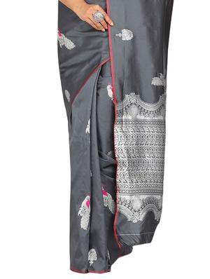 conversational banarasi saree with blouse - 17553897 - Standard Image - 3