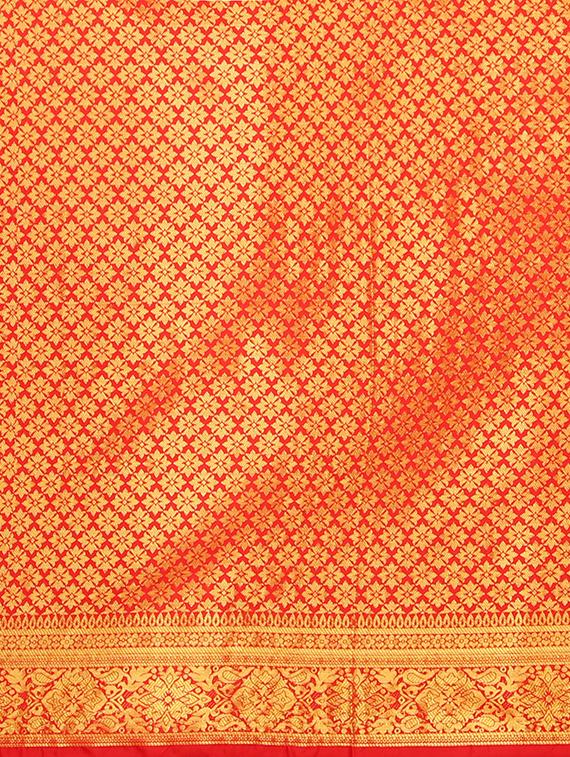 self design banarasi saree with blouse - 17553927 - Zoom Image - 5