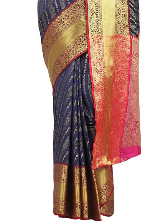 jacquard banarasi saree with blouse - 17553939 - Zoom Image - 3