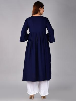 solid flared kurta - 17556490 - Standard Image - 4