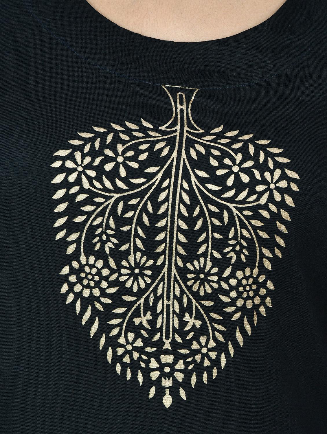 embellished straight kurta - 17556495 - Zoom Image - 6