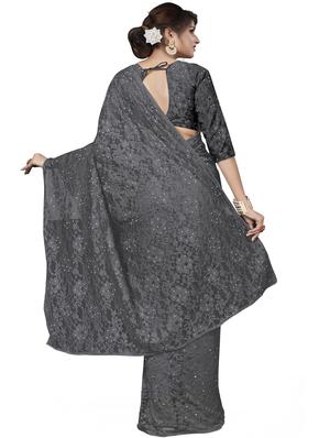 solid jamdani saree with blouse - 17556833 - Standard Image - 2