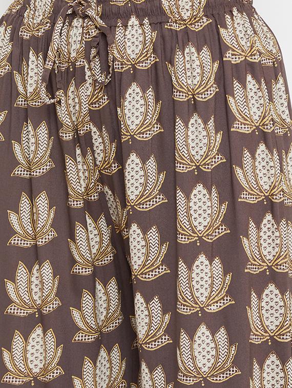 floral kurta palazzo set - 17556972 - Zoom Image - 5