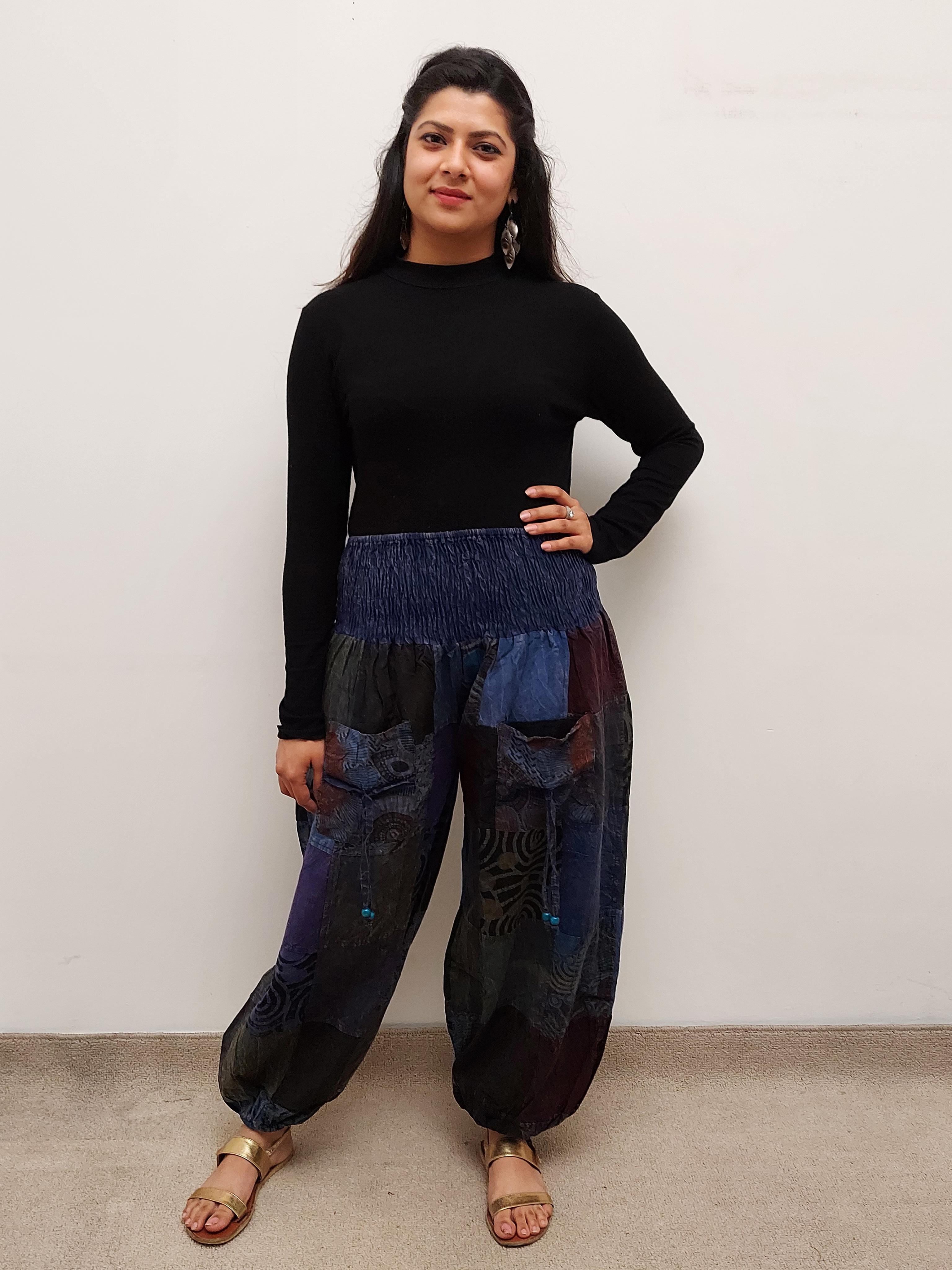 monochrome women harem pants - 17557070 - Zoom Image - 1