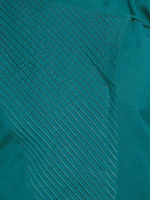 green solid pintucked kurta pyjama set - 17557178 - Standard Image - 4
