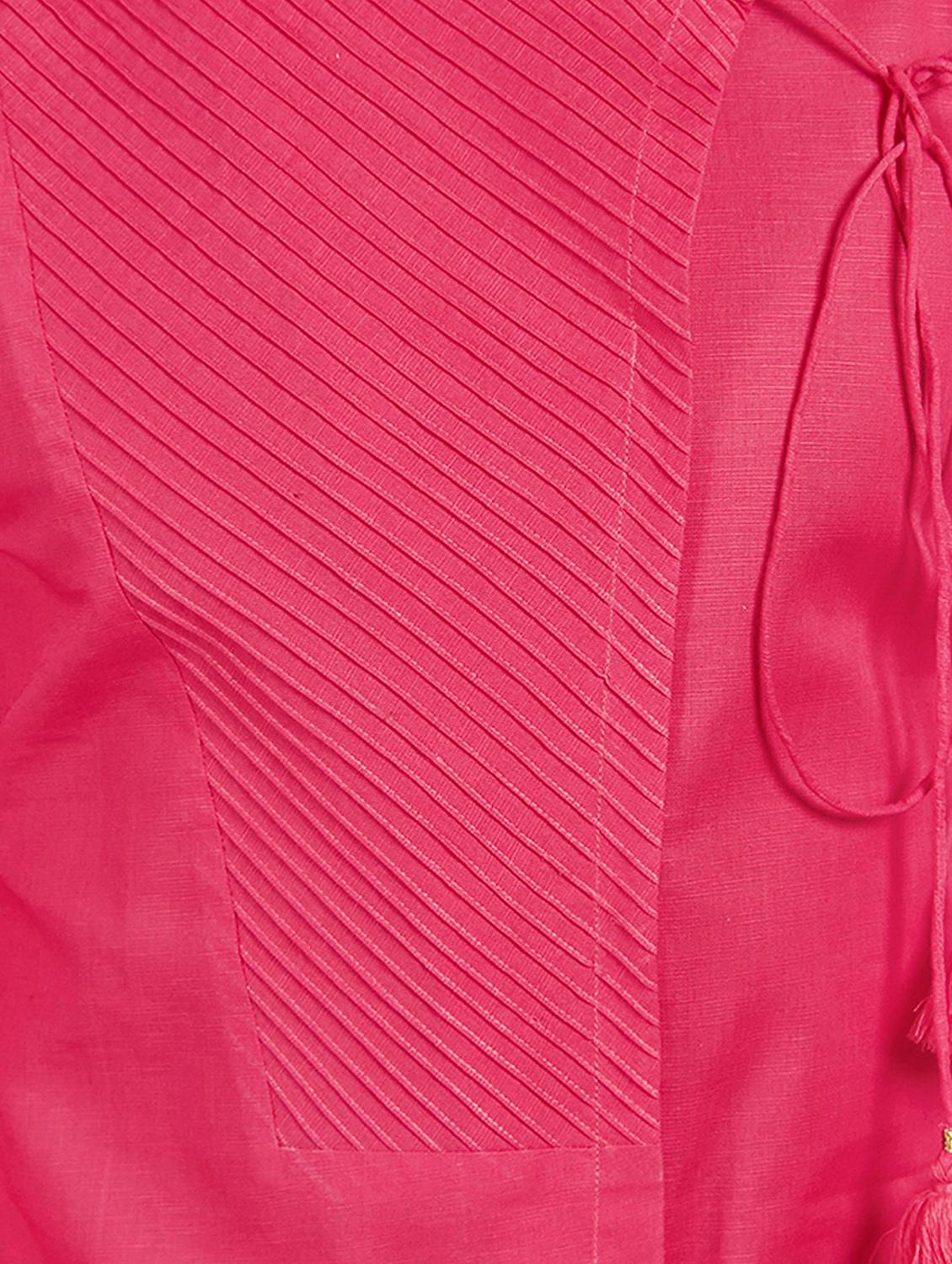red solid pintucked kurta pyjama set - 17557179 - Zoom Image - 4