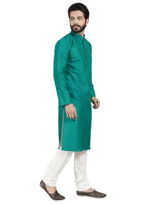 green solid pintucked kurta pyjama set - 17557180 - Standard Image - 2