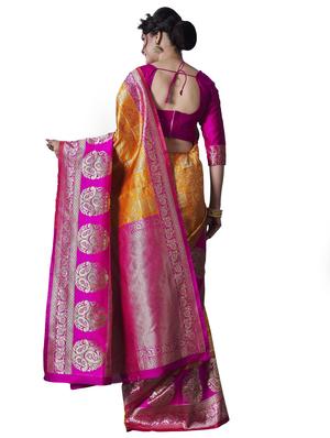 jacquard woven saree with blouse - 17557190 - Standard Image - 2
