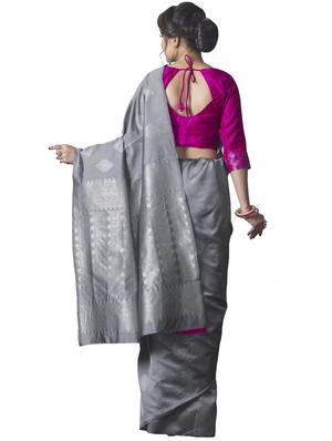 jacquard woven saree with blouse - 17557198 - Standard Image - 2