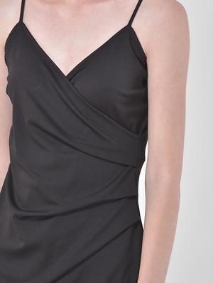 asymmetric solid bodycon dress - 17557257 - Standard Image - 4