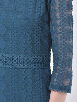 round neck laced maxi dress - 17557270 - Standard Image - 4