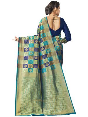 jacquard patola saree with blouse - 17557286 - Standard Image - 2