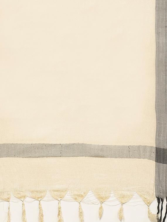 offwhite silk blend woven dupatta - 17557383 - Zoom Image - 2