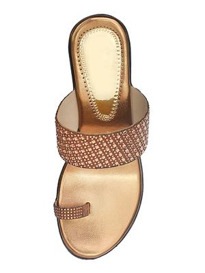 gold pvc flip flops - 17557452 - Standard Image - 5