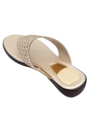 silver pvc flip flops - 17557453 - Standard Image - 4