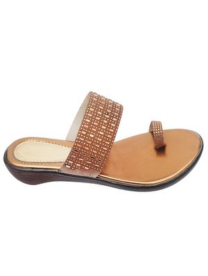 gold pvc flip flops - 17557457 - Standard Image - 3