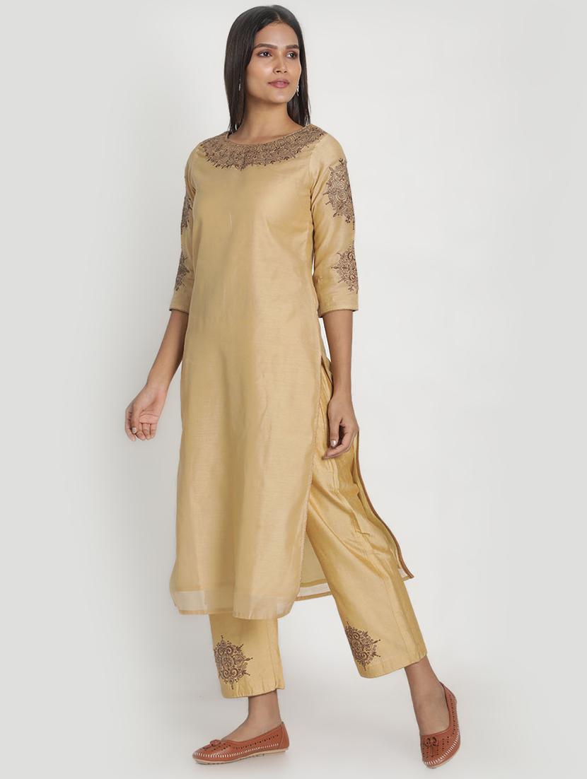 embroidered kurta palazzo set - 17557481 - Zoom Image - 2