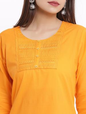solid straight kurta - 17557519 - Standard Image - 4