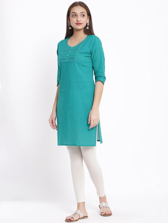 solid straight kurta - 17557522 - Zoom Image - 2