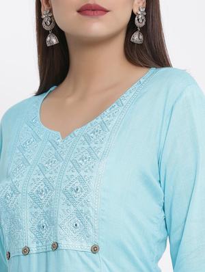 embroidered straight kurta - 17557531 - Standard Image - 4
