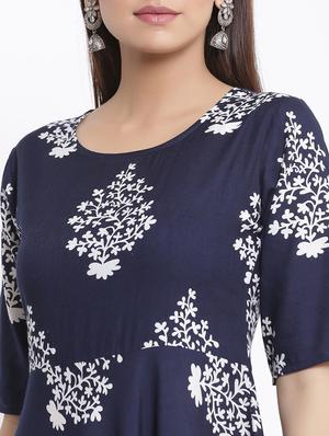 floral print flared ethnic dress - 17557549 - Standard Image - 4