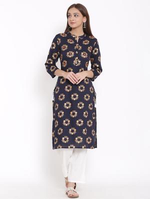 printed suit set - 17557576 - Standard Image - 2