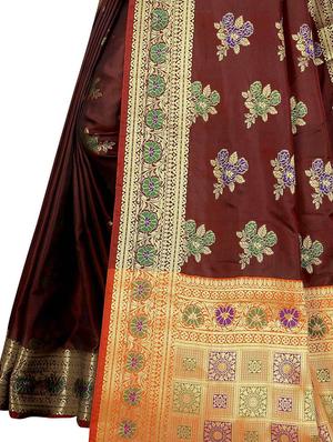 jacquard kanjivaram saree with blouse - 17558163 - Standard Image - 3