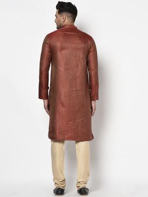 maroon self design long kurta - 17558482 - Standard Image - 3