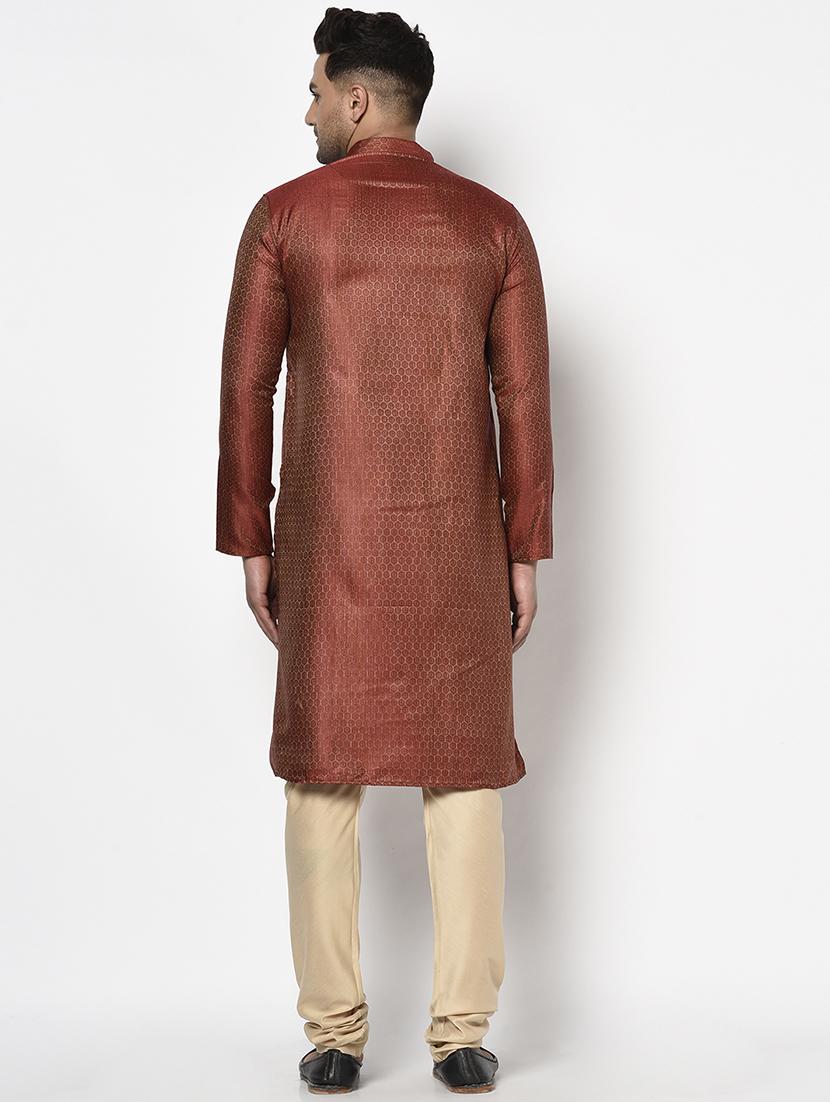 maroon self design long kurta - 17558482 - Zoom Image - 3