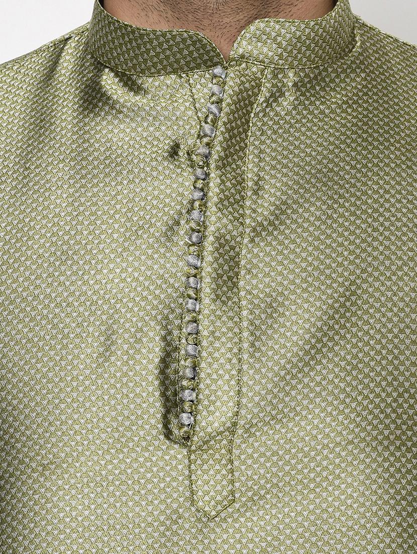 green self design long kurta - 17558486 - Zoom Image - 4