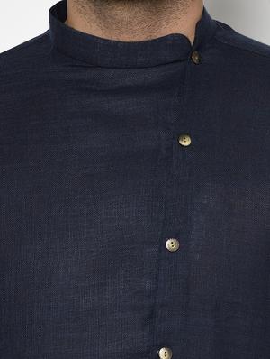 dark blue solid long kurta - 17558489 - Standard Image - 4