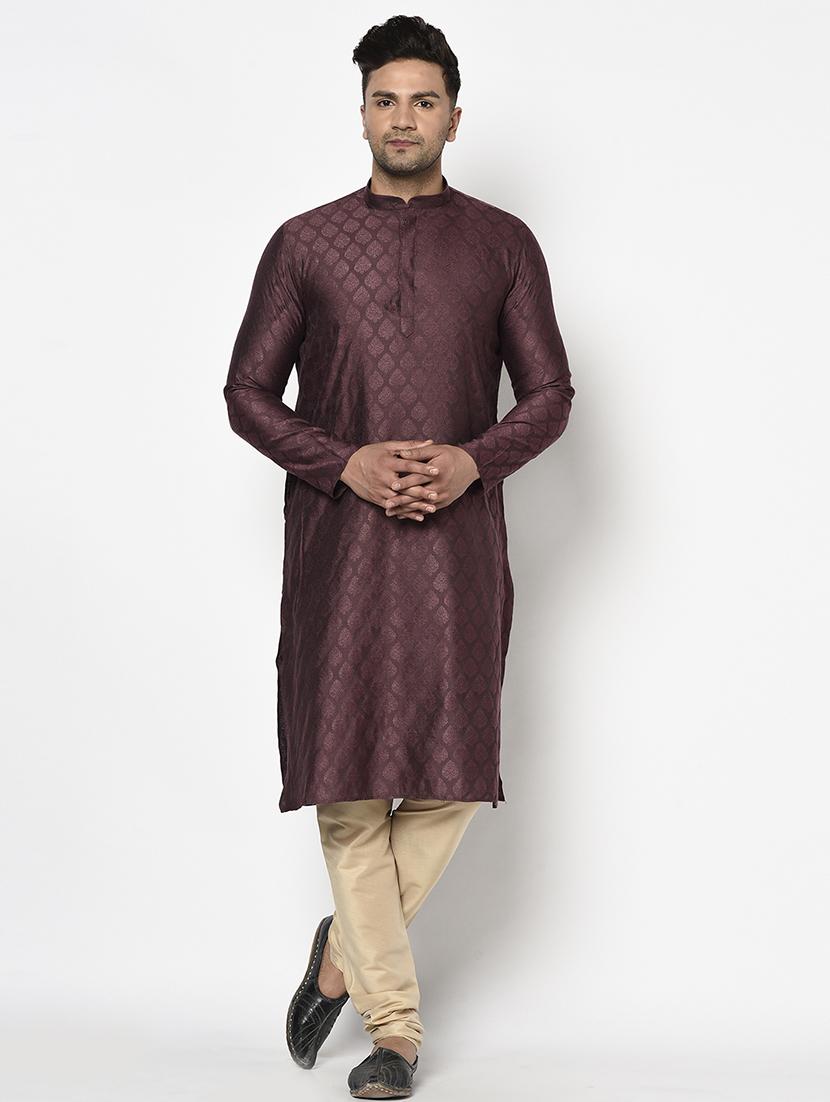 burgundy self design long kurta - 17558490 - Zoom Image - 1