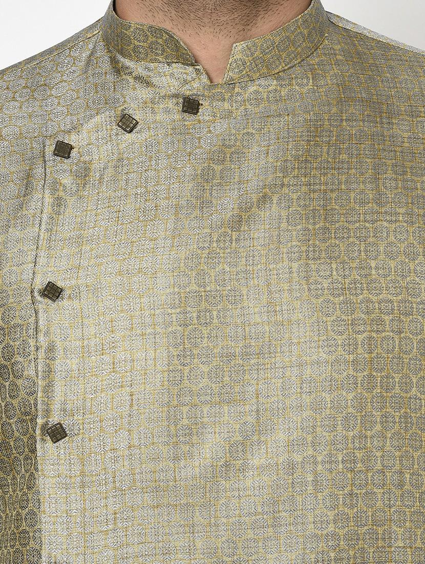 brown self design long kurta - 17558493 - Zoom Image - 4