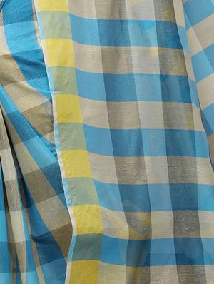 checkered printed saree with blouse - 17558540 - Standard Image - 4