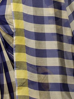 checkered printed saree with blouse - 17558544 - Standard Image - 4