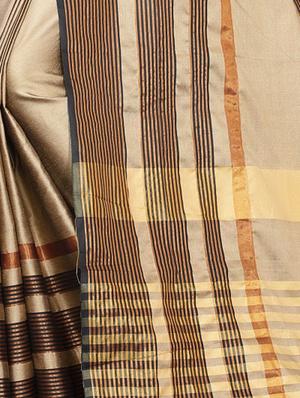 stripe printed saree with blouse - 17558551 - Standard Image - 4
