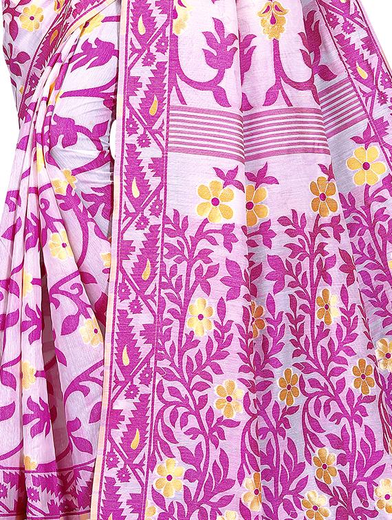 floral banarasi saree with blouse - 17558555 - Zoom Image - 3