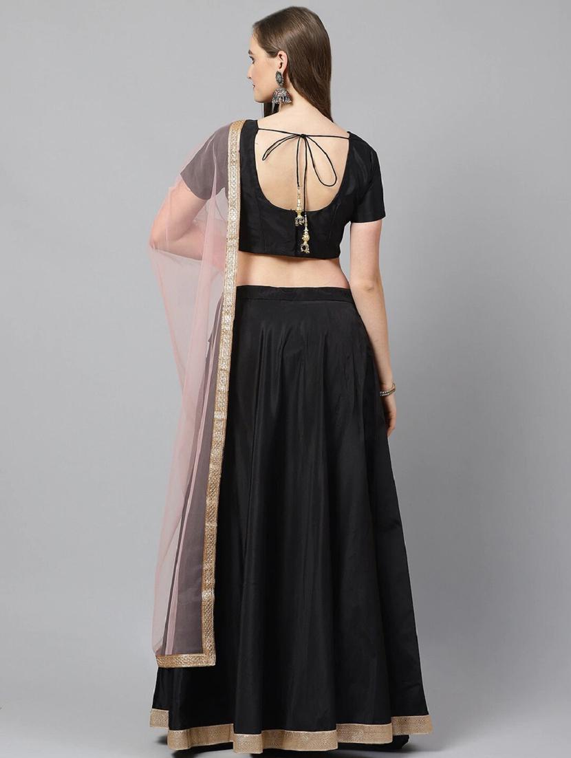 solid flared lehenga - 17558585 - Zoom Image - 3