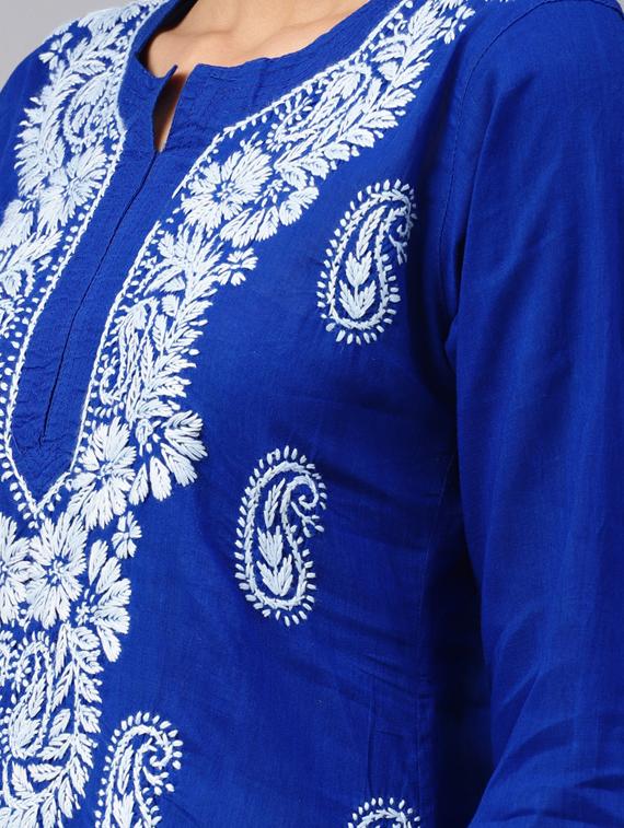 chikankari straight kurta - 17559115 - Zoom Image - 4